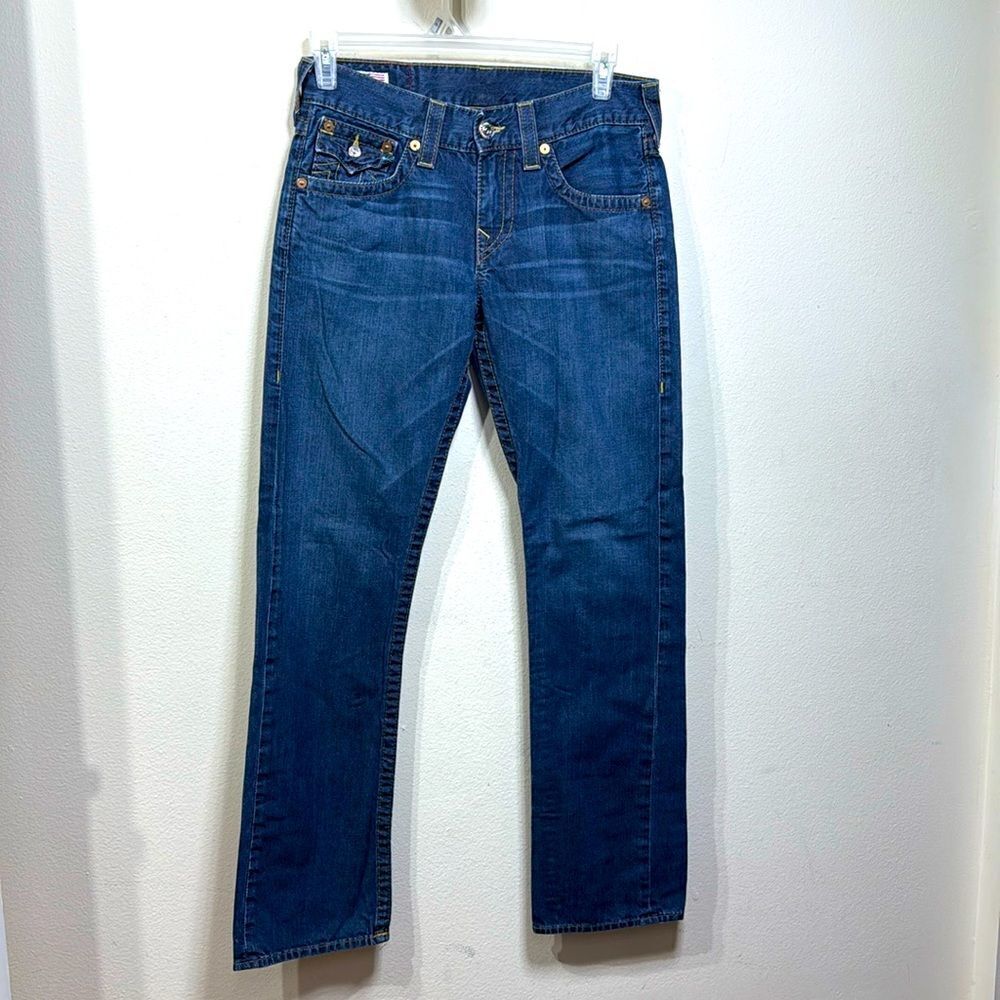 (N5) True Religion Men's 30x32 Mid Wash Denim Straight Leg Ricky Jeans in Blue